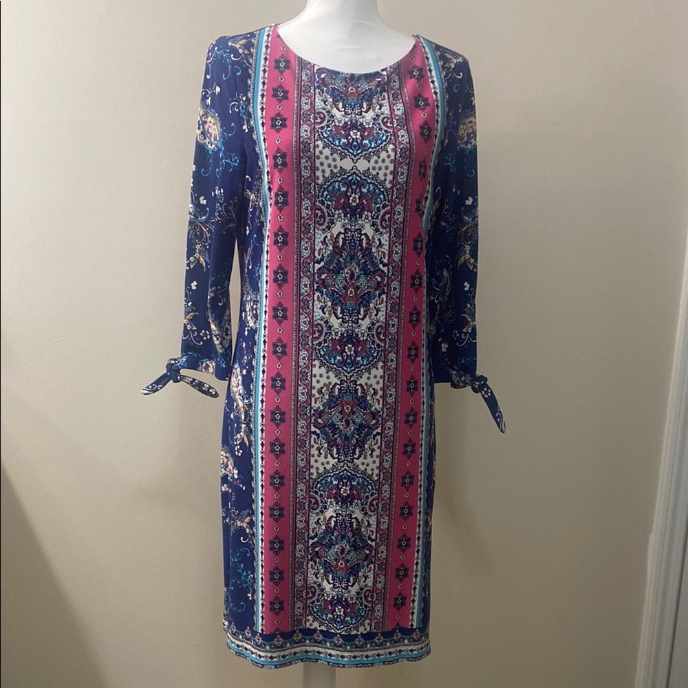 Chico's Baroque Pattern Long Sleeve Dress with Sleeve Ties and Bracelet